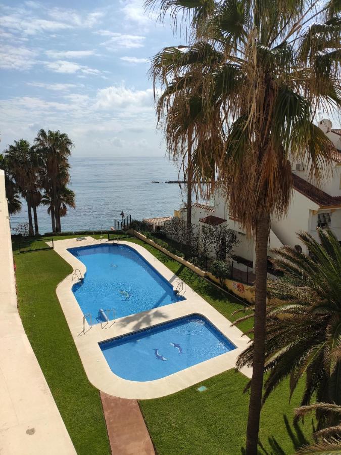 Spectacular Sea Views Benalmadena Apartment Luaran gambar