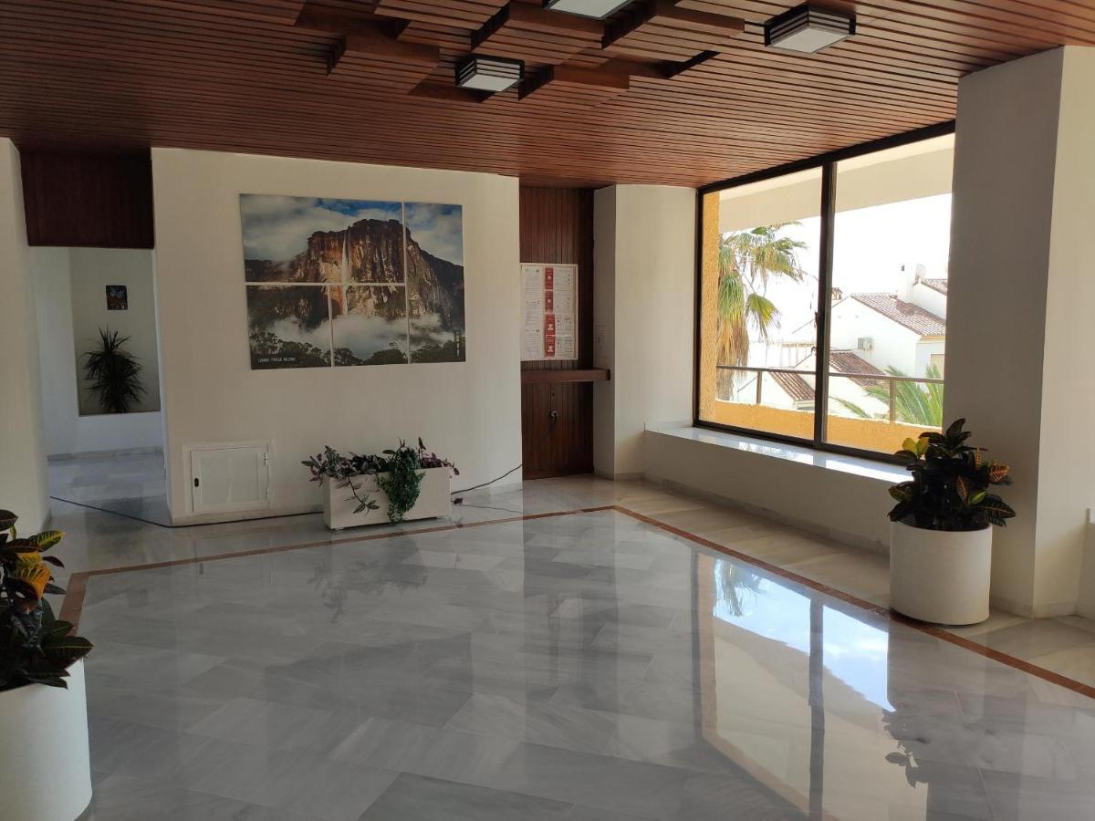 Spectacular Sea Views Benalmadena Apartment Luaran gambar